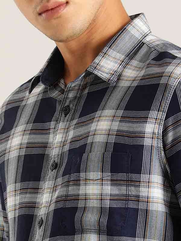 Indian Terrain Men Checkered Dark Blue Shirt
